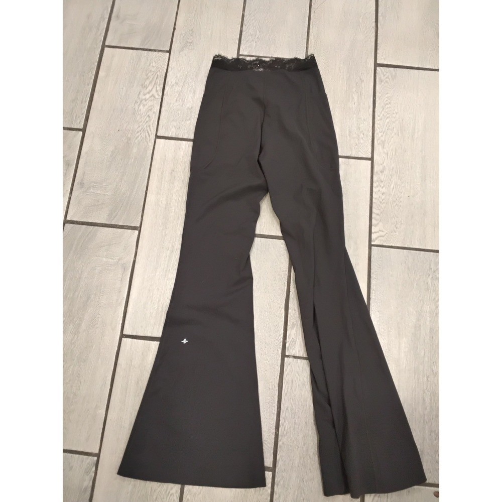 Halara Black Lace Trim High Waisted Flare S Leggings Yoga Pants Regular-NWOT - Picture 5 of 5